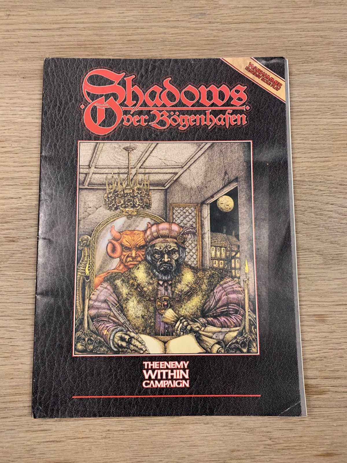 Warhammer Fantasy Roleplay / 1st edition / Shadows over Bogenhafen