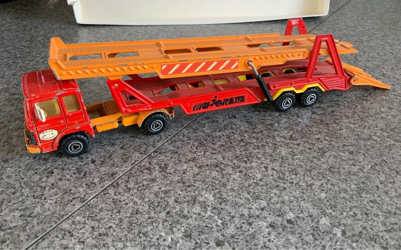MAJORETTE 1/60 REMORQUE transport AUTOS pour Saviem Made In France