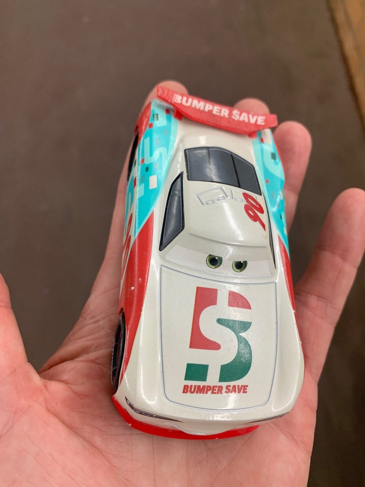 Disney, Bumper save Racer bil , Pixer | DBA