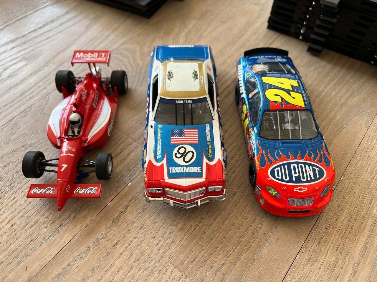 Racerbane, Scalextric, - Flot stor racerbane med biler | DBA