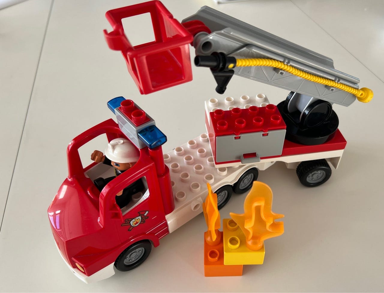 5682 Fire 5682 Duplo Lego Duplo 5682 Le Camion De Pompier Et Sa