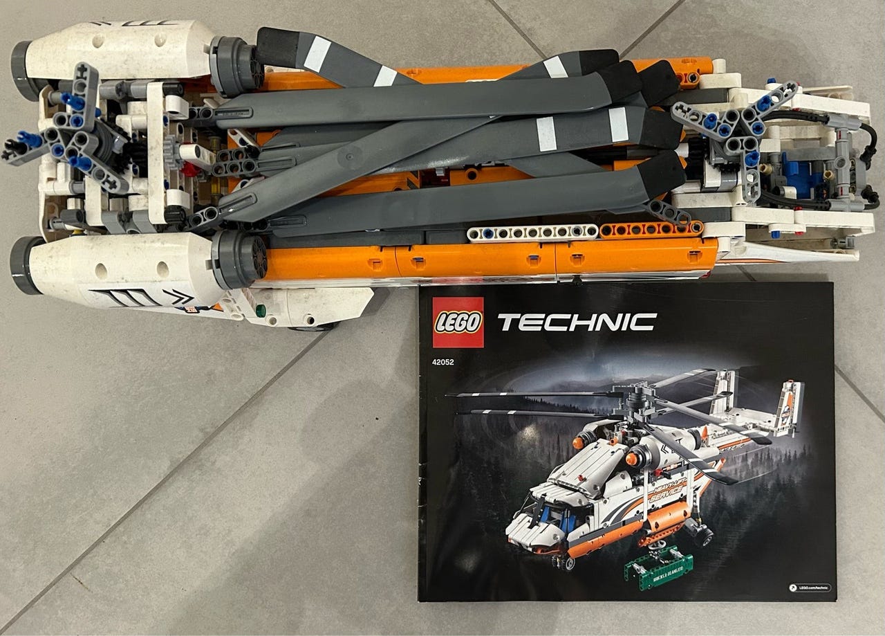 Technic Heavy 42052 Heavy Lift Helicopter Heavy Lift Helicopter
