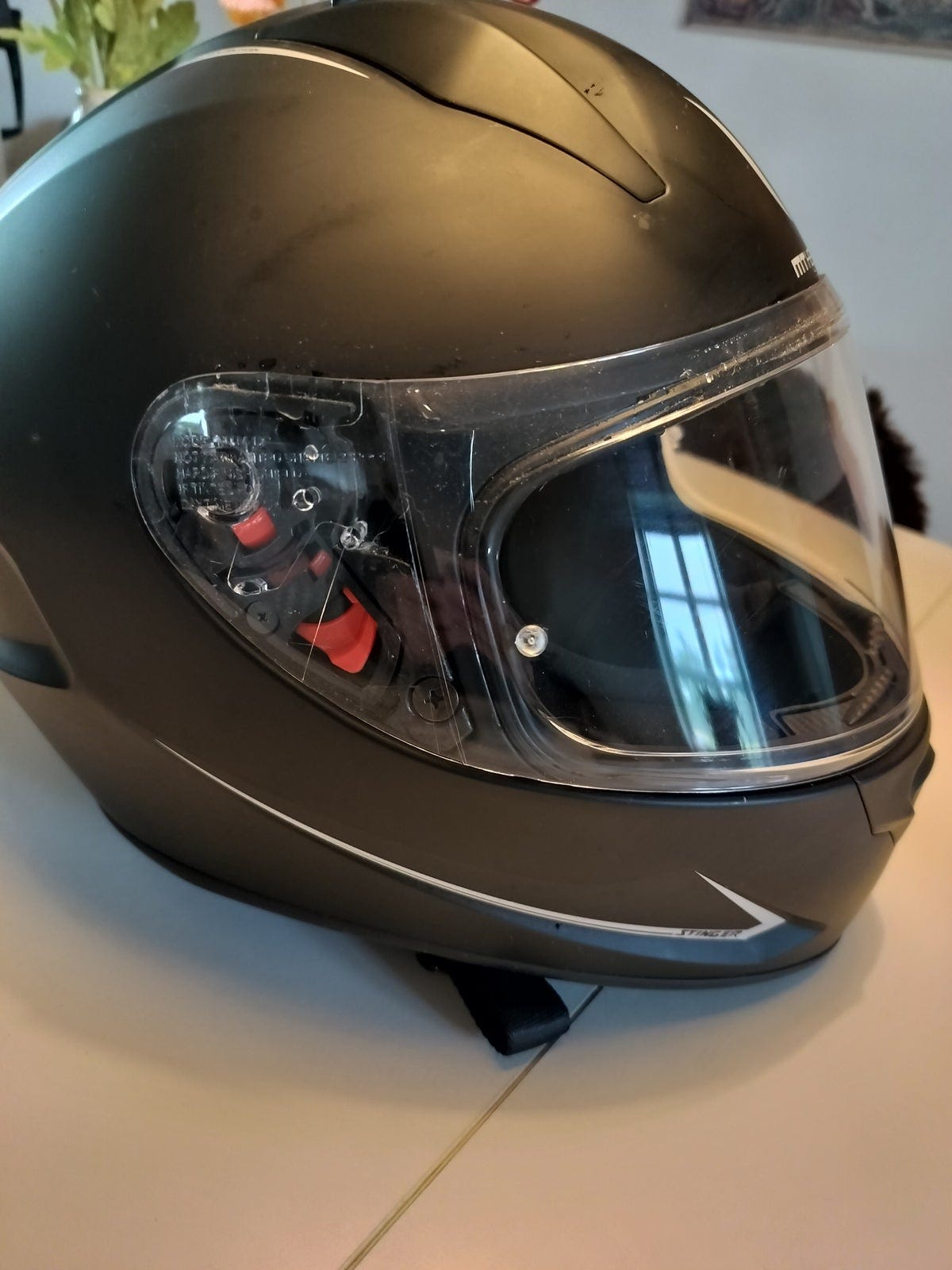 Hjelm, MT Helmets Stinger, str. M 57-58 | DBA