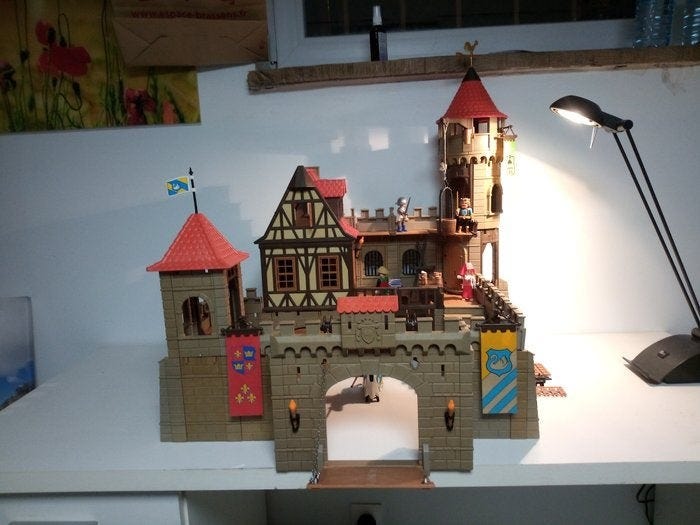 Playmobil - Playmobil Plus grand Château Fort n. 3666 Playmobil - Playmobil Plus grand Château Fort n. 3666