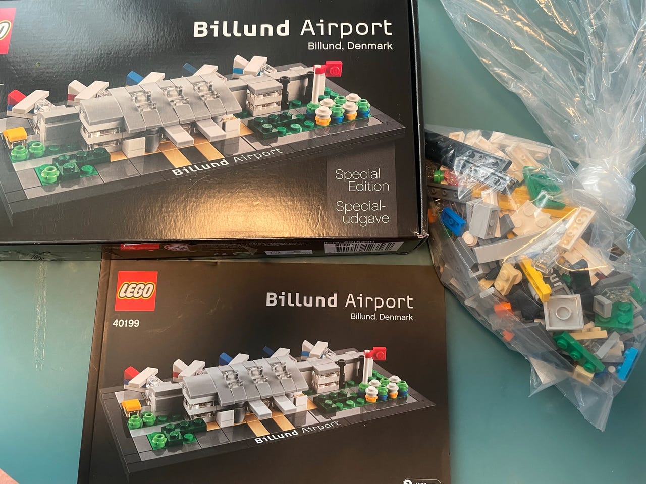 Special Edition Lego Architecture Airport Lego 40199 Billund