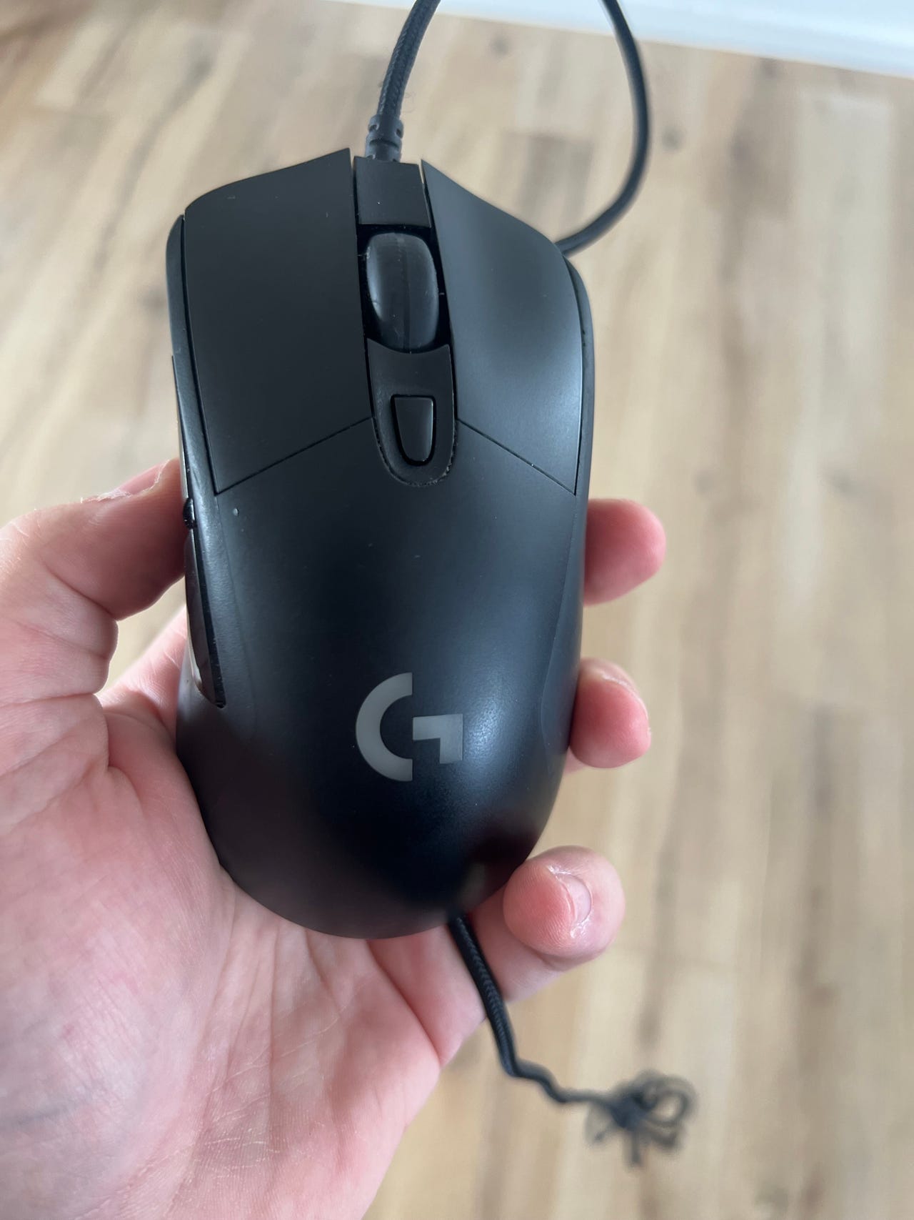 Logitech g430 gamermus | DBA