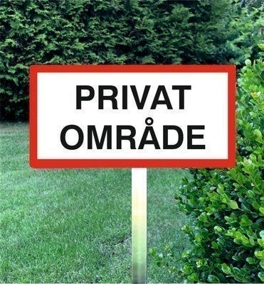 Skilt: Privat vej ingen adgang. 2 mm alu. 35x15 cm Hvid med rød kant ...