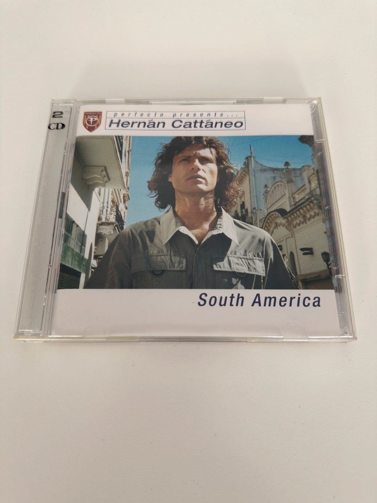 【中古】 Perfecto Presents Hernan Cattaneo - South America / Hernan Cattaneo Amazon.com: Perfecto Presents: South America: CDs y Vinilo