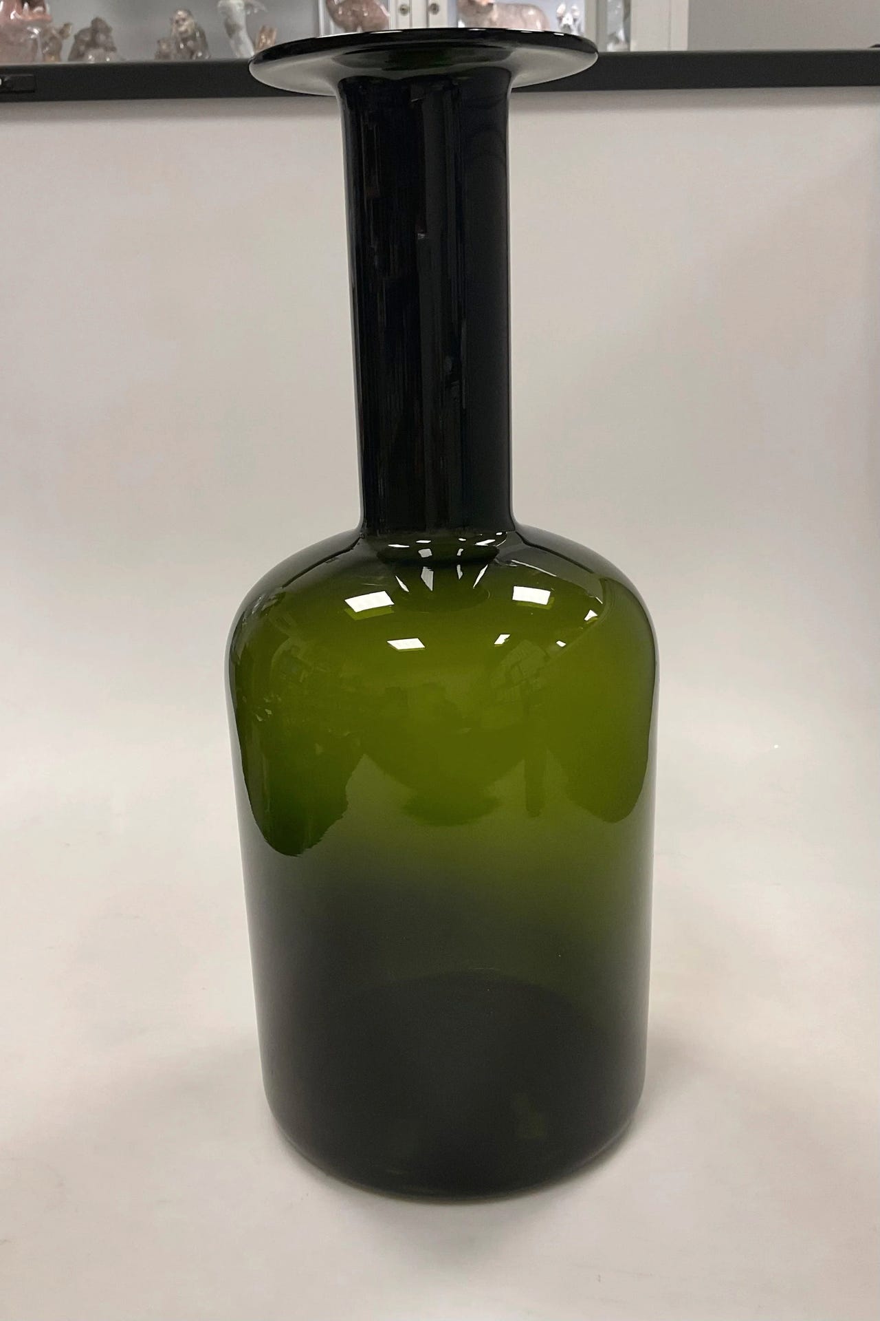 Holmegaard Kunstglas Vase / Flaske af Otto Brauer i grøn farve VI ...