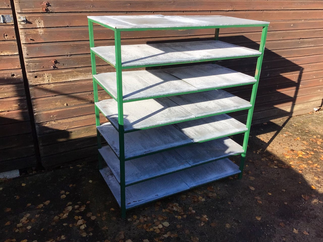 Lagerreol grøn og galv. hylder B 111 x D 55 x H 129 cm - ( kr. 880 ...