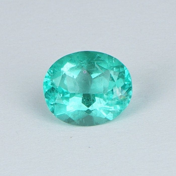 1 pcs Grøn Smaragd - 4.26 ct - Gem Research Swisslab (GRS ...