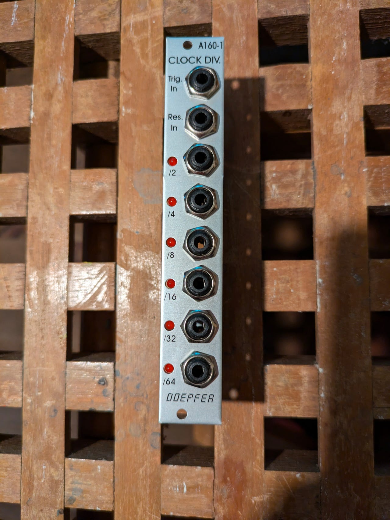 Doepfer A-160-1 Clock Divider 1 | DBA