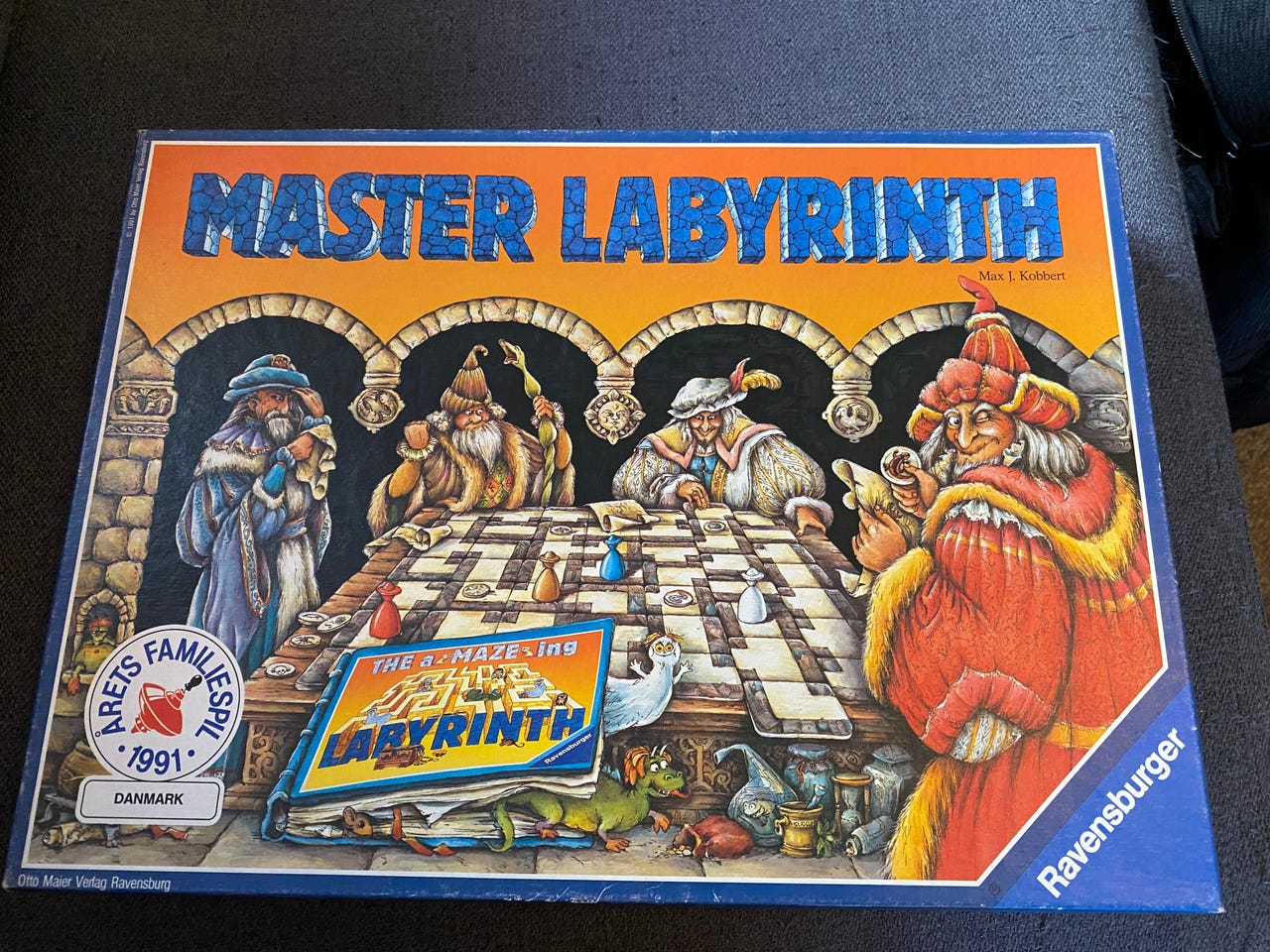 Jeg sender gerne. Master Labyrinth. | DBA