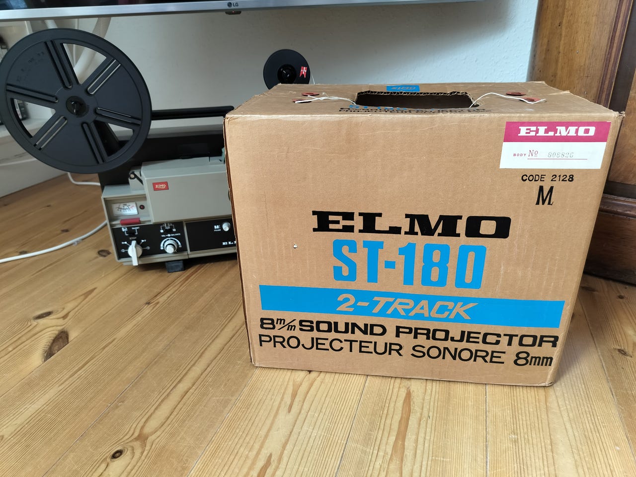Elmo St-180 8mm 2-Track Sound Projector ( som ny ) | DBA