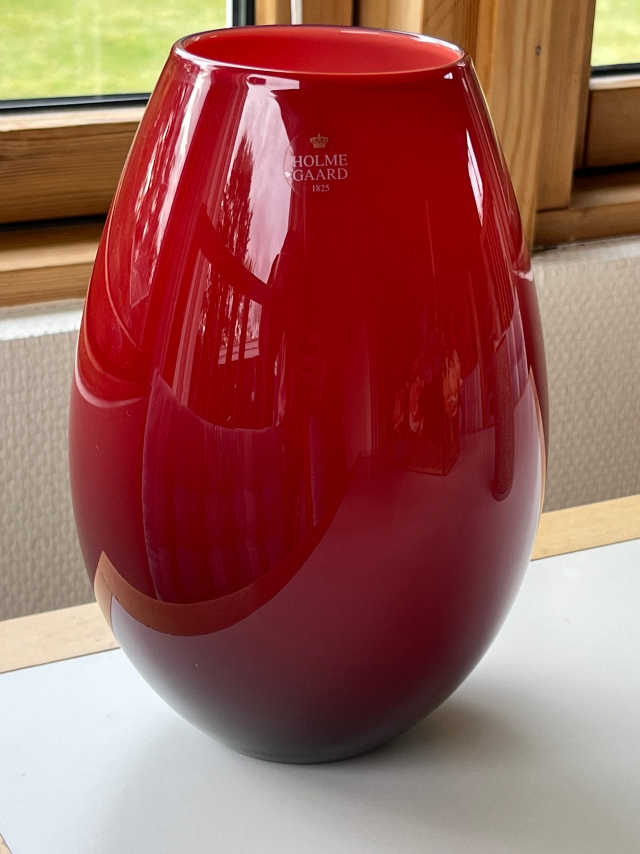 Rød Cocoon vase fra Holmegaard | DBA