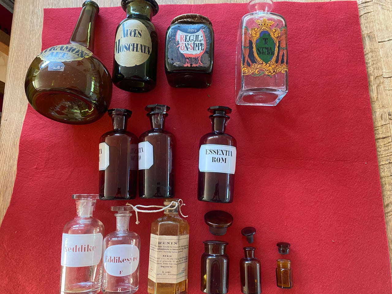 apoteker-flasker-og-lignende-flasker-dba
