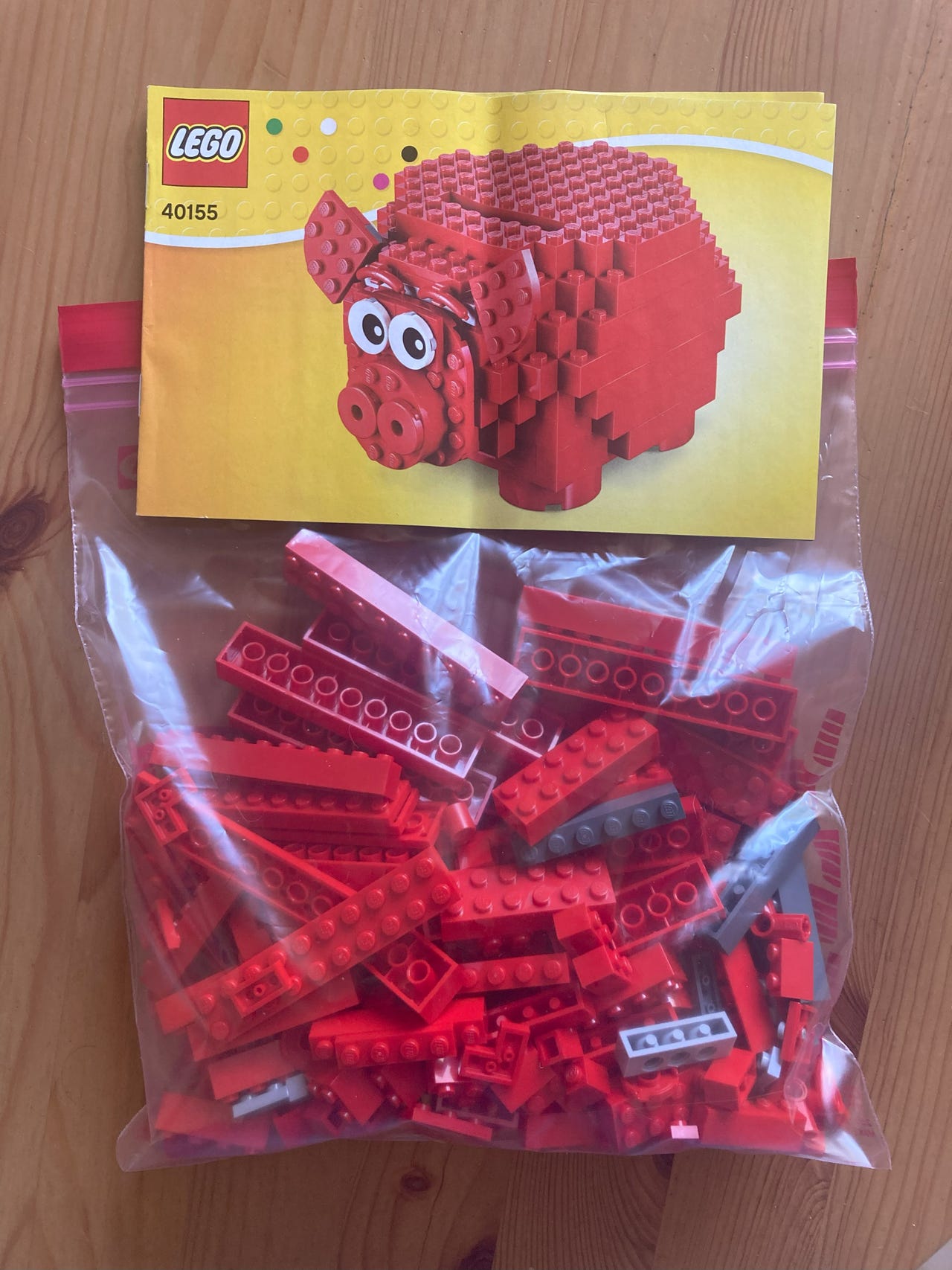 Lego 40155 - Coin Bank, Red Piggy Bank | DBA