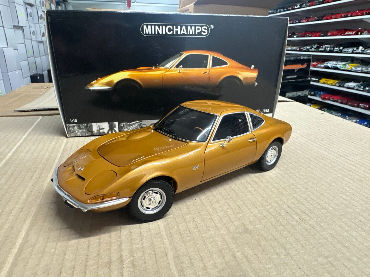 Minichamps Opel GT 1968 1/18 1:18 Modelbil Guld | DBA