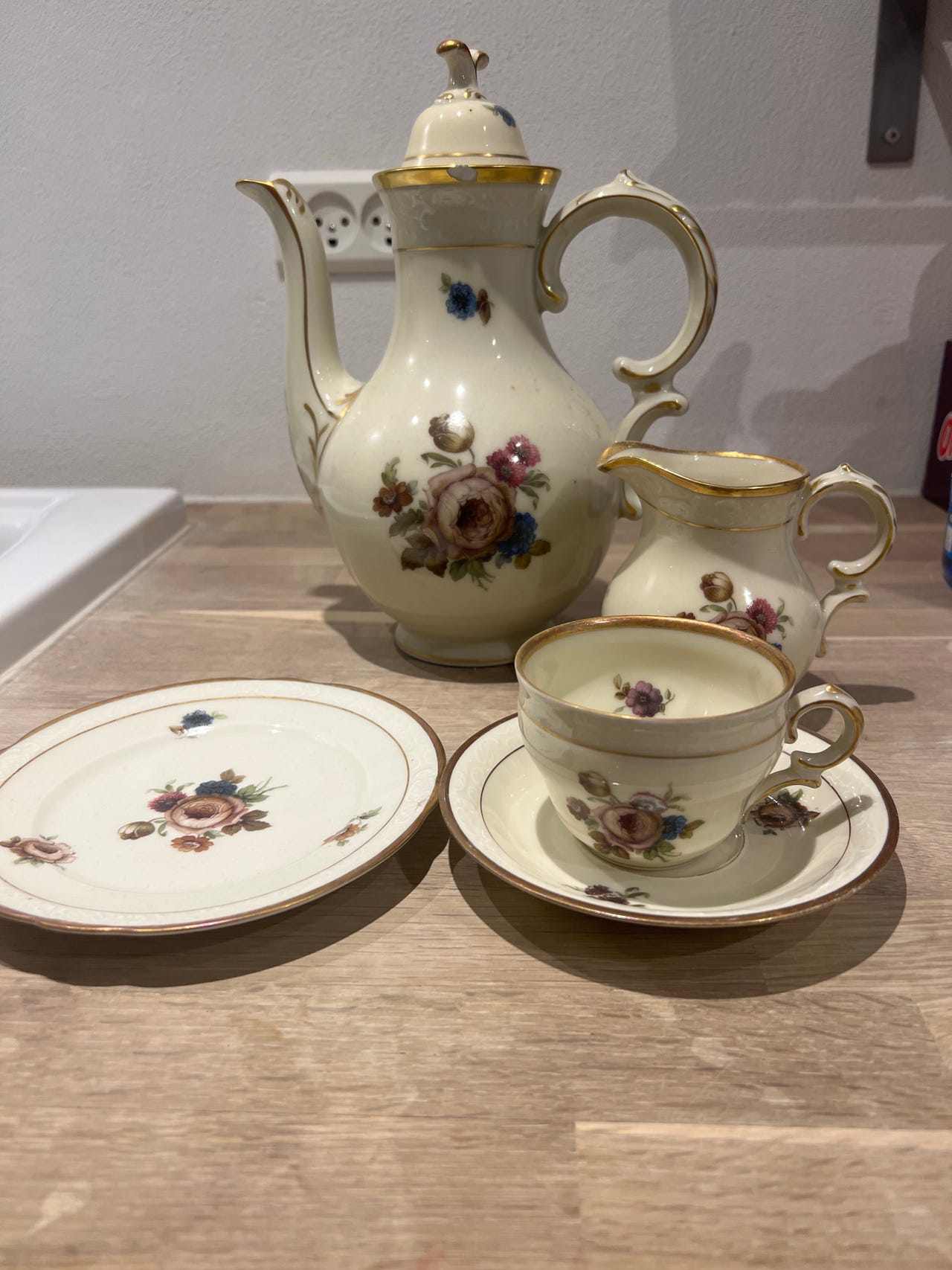 Københavns Porcellains Maleri (KPM) | DBA