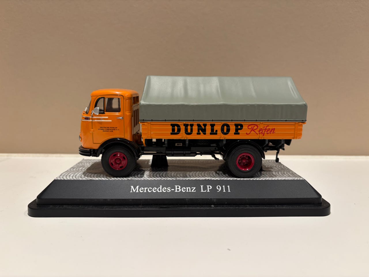 Mercedes L 3500 Dunlop Reifen - Premium ClassiXXs 1/43 - Monté Métal Neuf