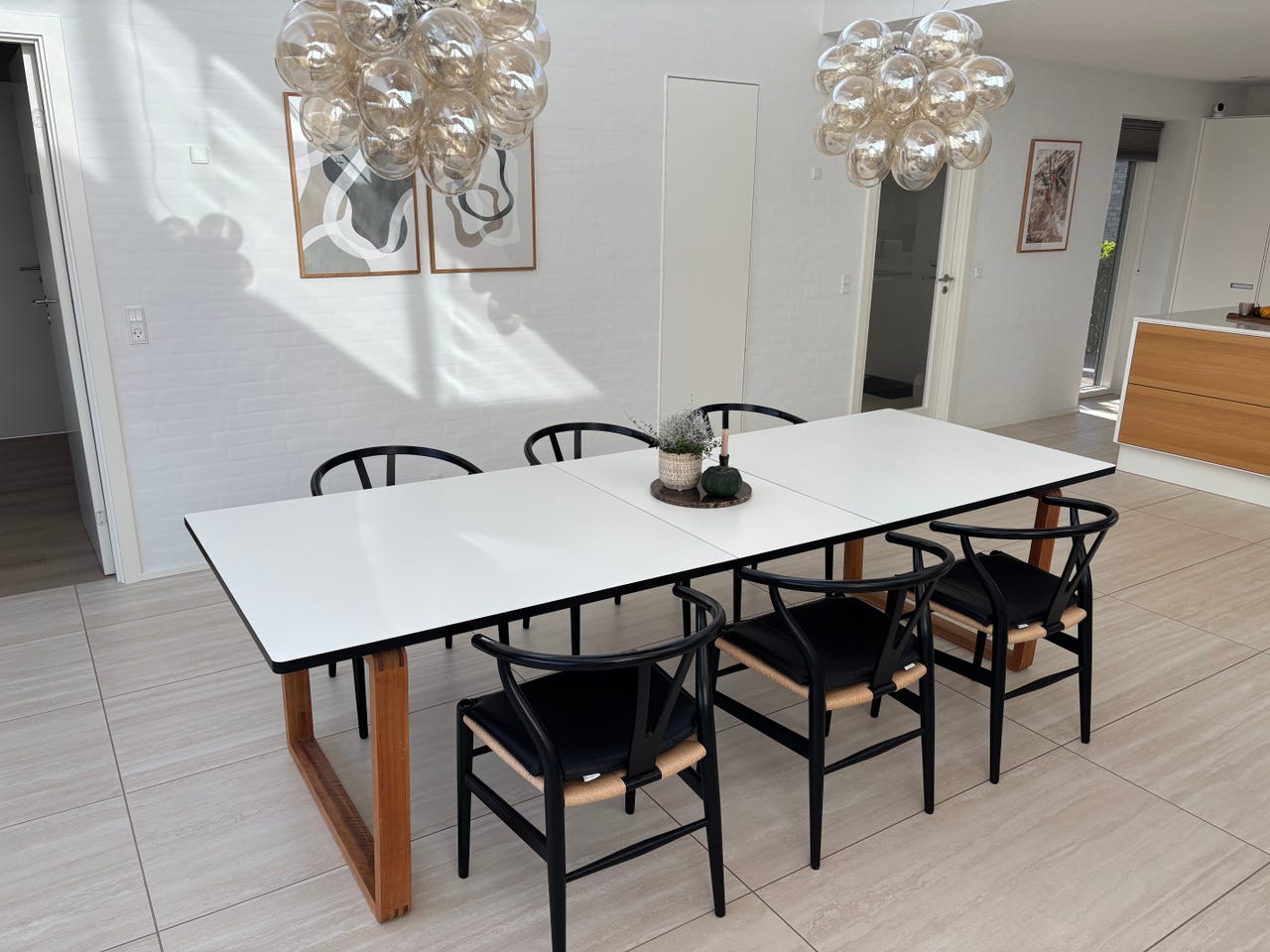 Bolia spisebord – Model Nord (220cm + tillægsplader) | DBA