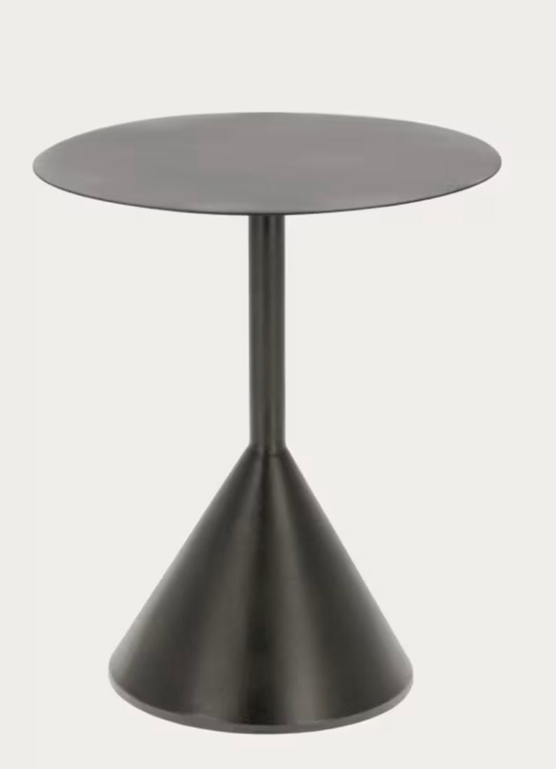 Kave home. Sort sidebord med rundt bordplade og kegleformet fod | DBA