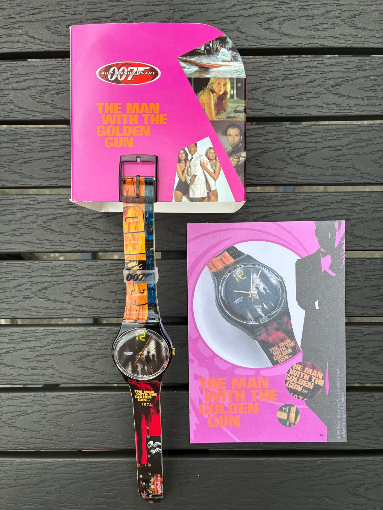 James Bond 007 Swatch. The Mann with the golden gun | DBA