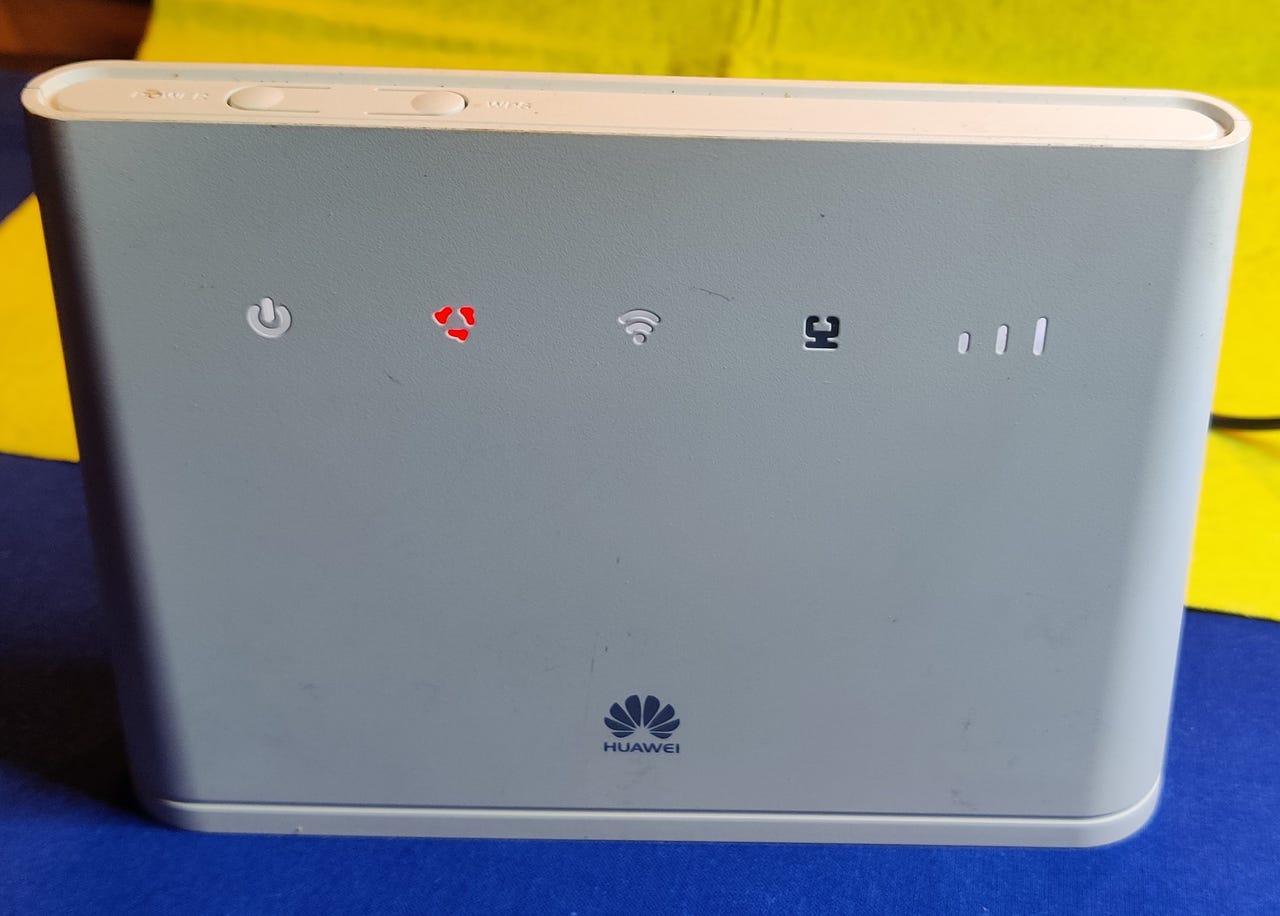 Huawei B311-221 Router til mobil internet til sim kort. | DBA