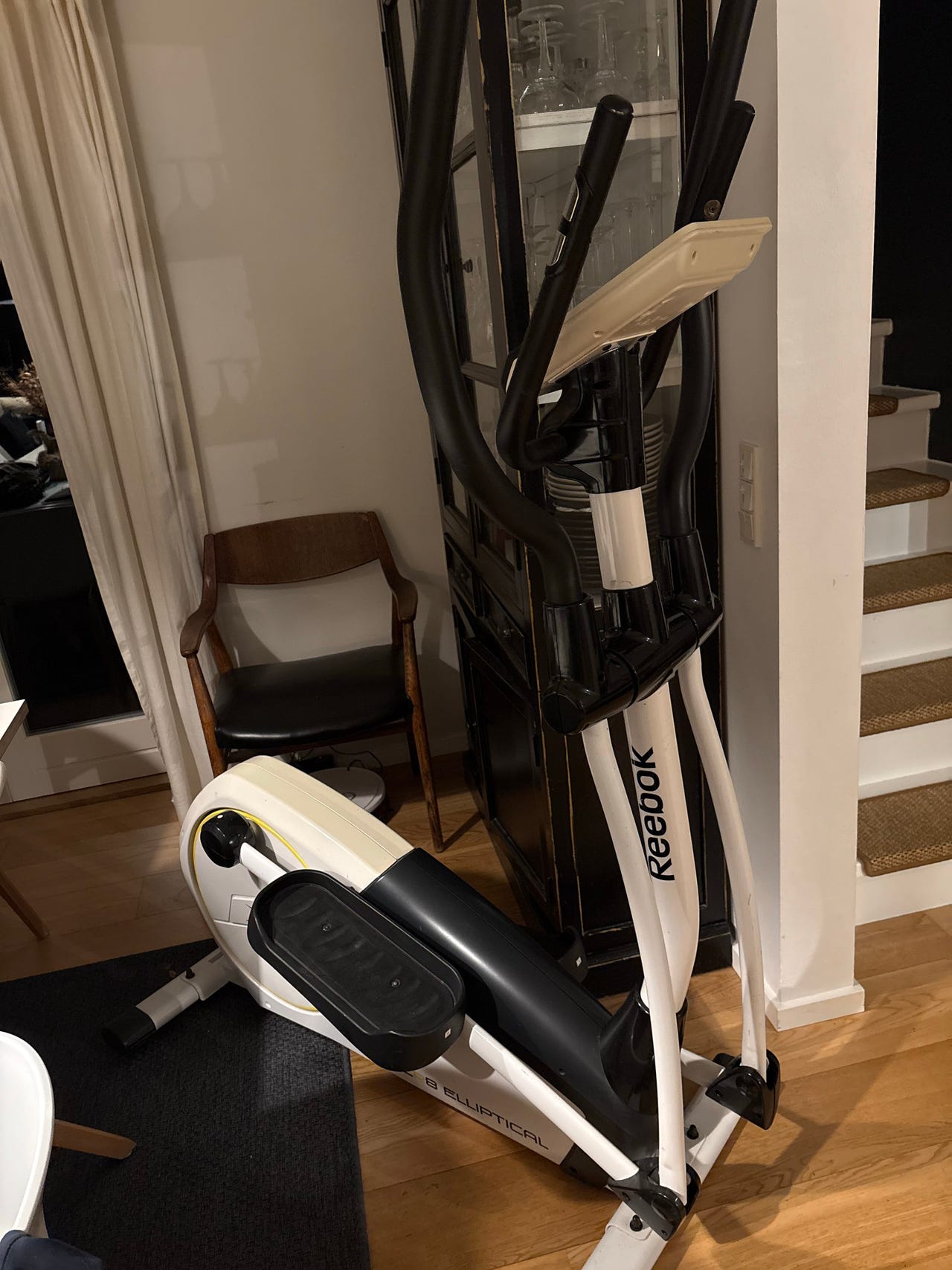 Reebok Z8 Elliptical træningsmaskine sort og hvid | DBA