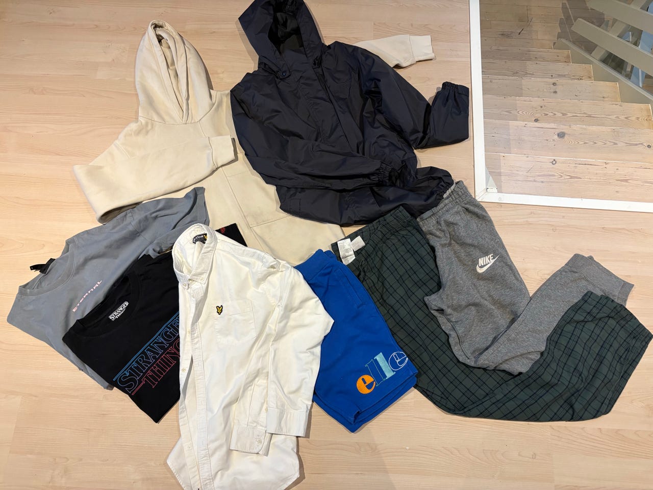 Drenge tøjpakke Nike Ellesse, Lyle & Scott størrelse 158/164 | DBA