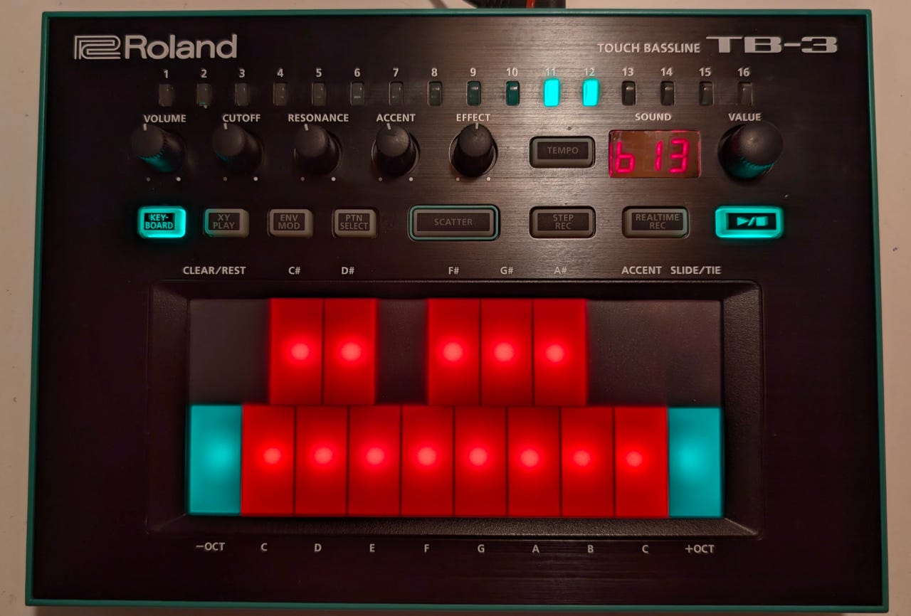 Roland TB-3 - Touch Bassline | DBA