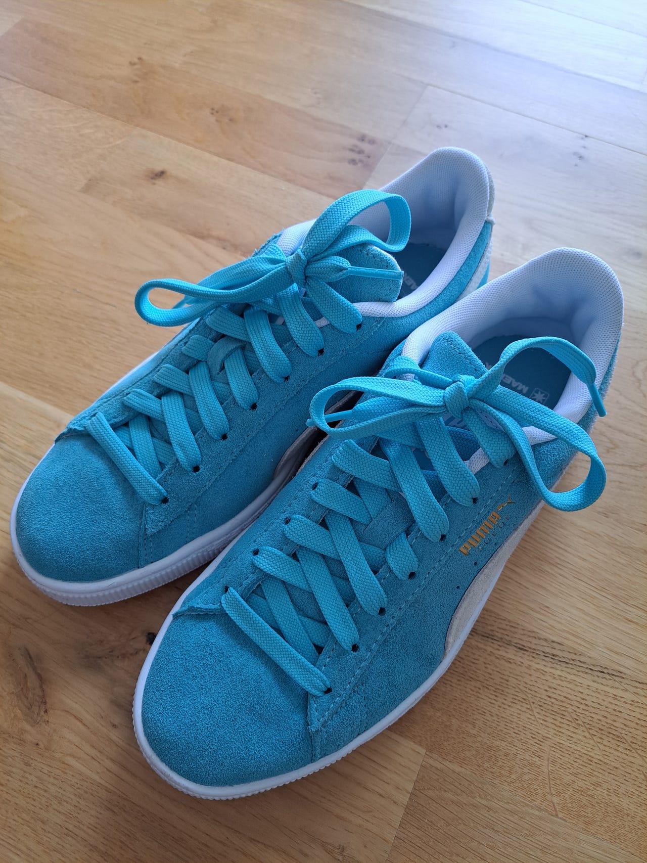 Puma shoes with Maersk logo | DBA