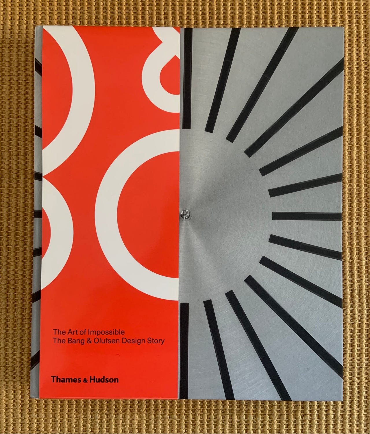 The Art of Impossible Bang & Olufsen bog | DBA