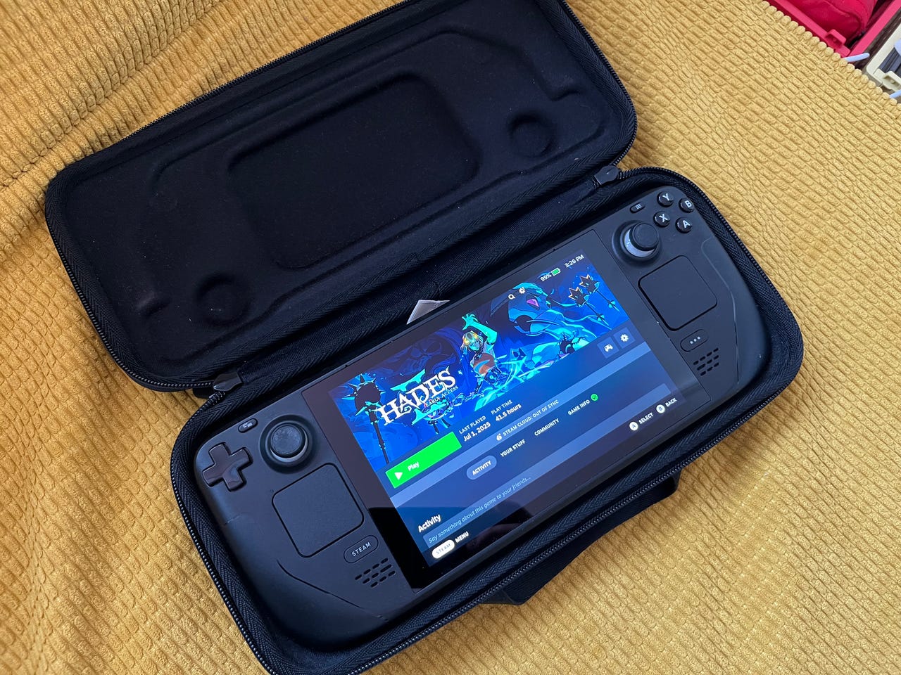 Steam Deck LCD 256GB - Lightly Used with 512GB MicroSD, Case