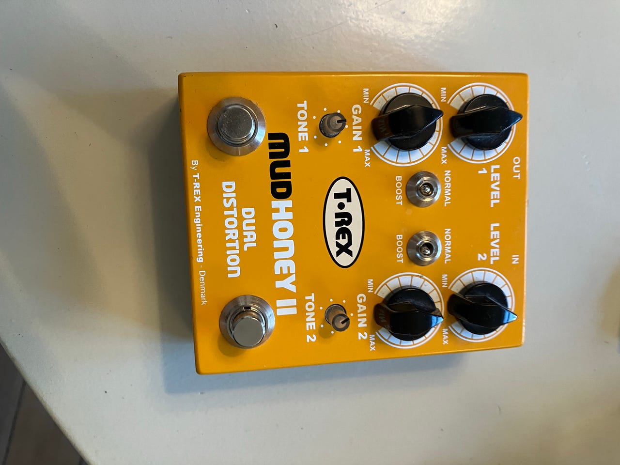 T-Rex Mudhoney II guitar distortion pedal gul | DBA