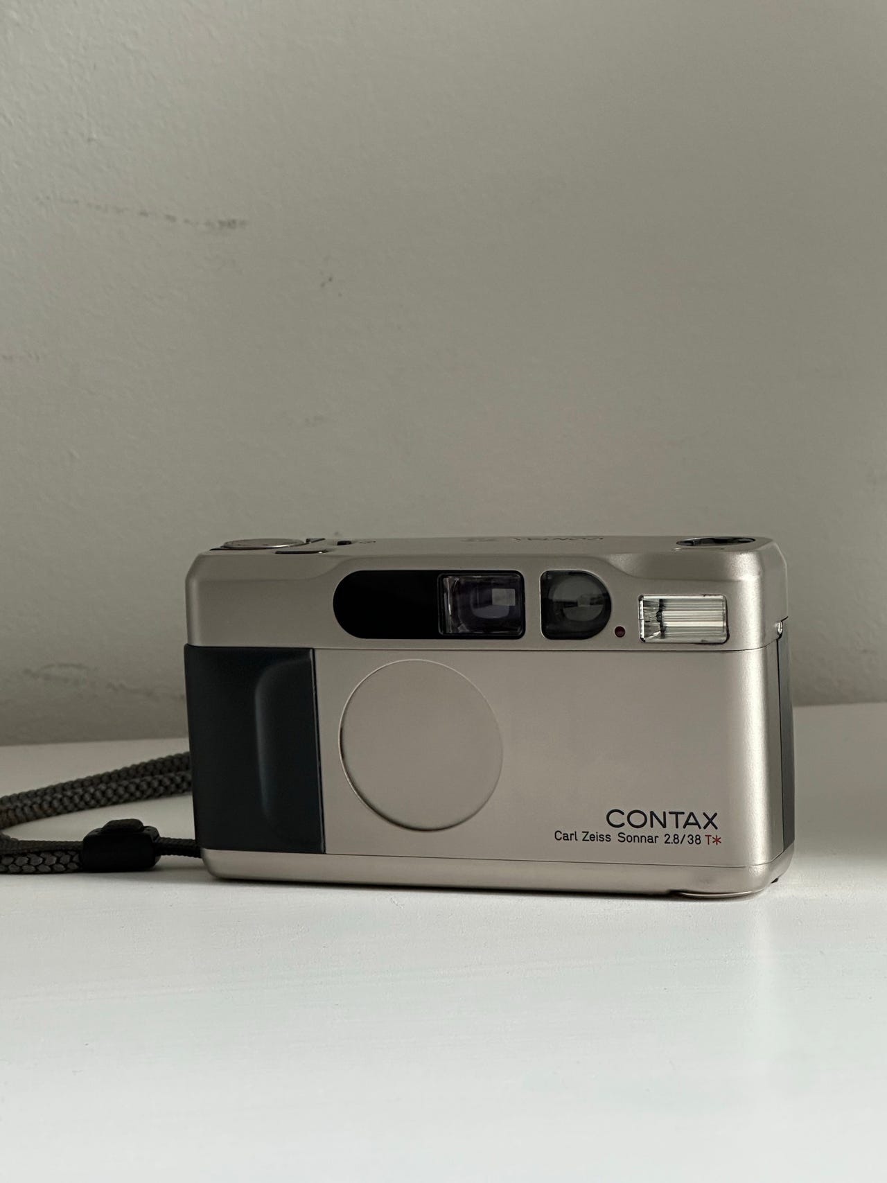 Contax T2 Compact 35mm Camera - Top Mint | DBA