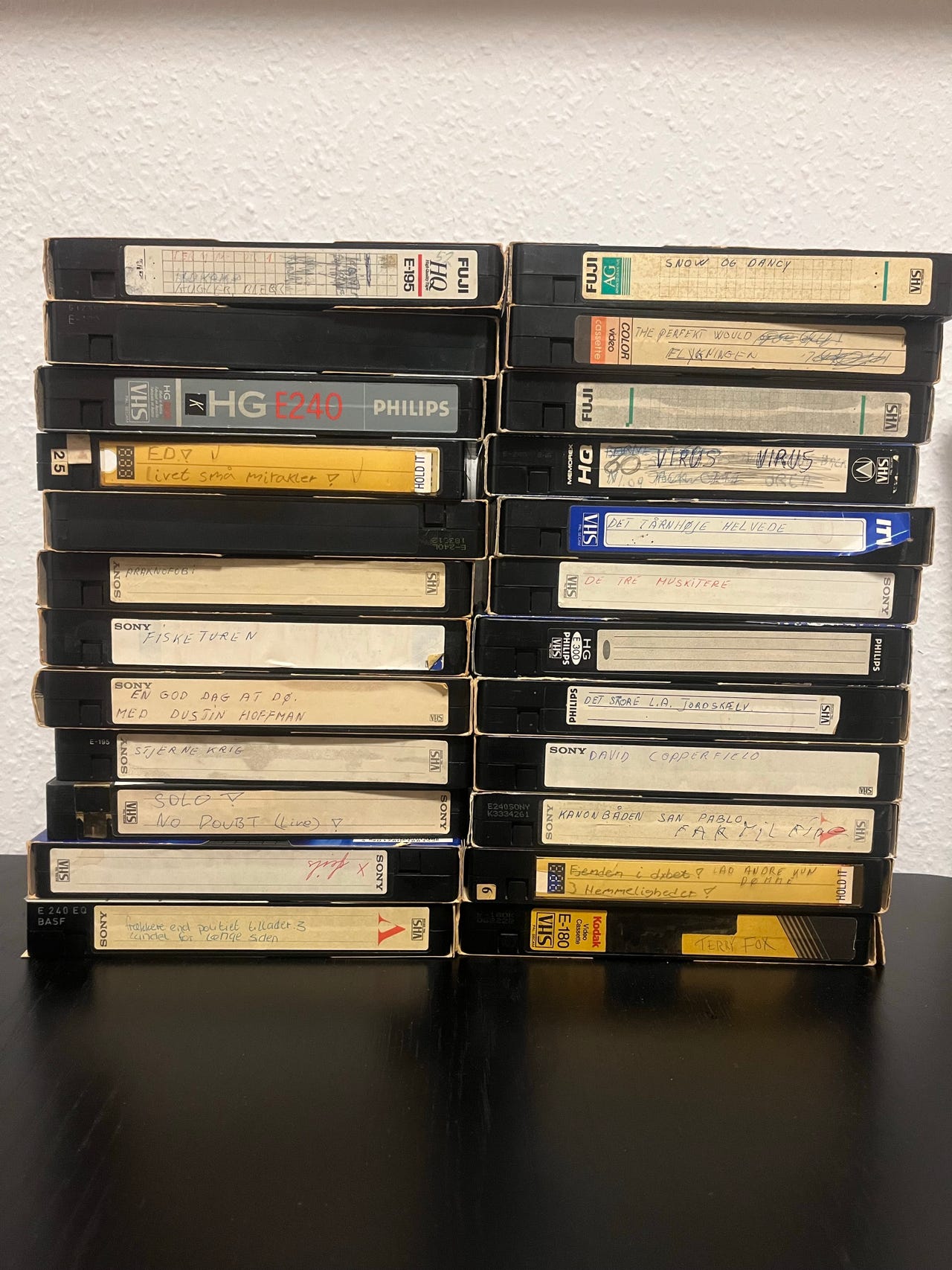 Blandet mærker VHS videobånd | DBA
