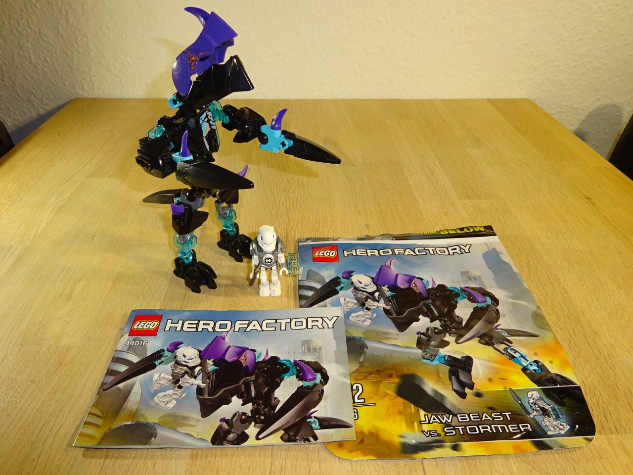 LEGO Hero Factory JAW Beast vs. STORMER 44016 | DBA