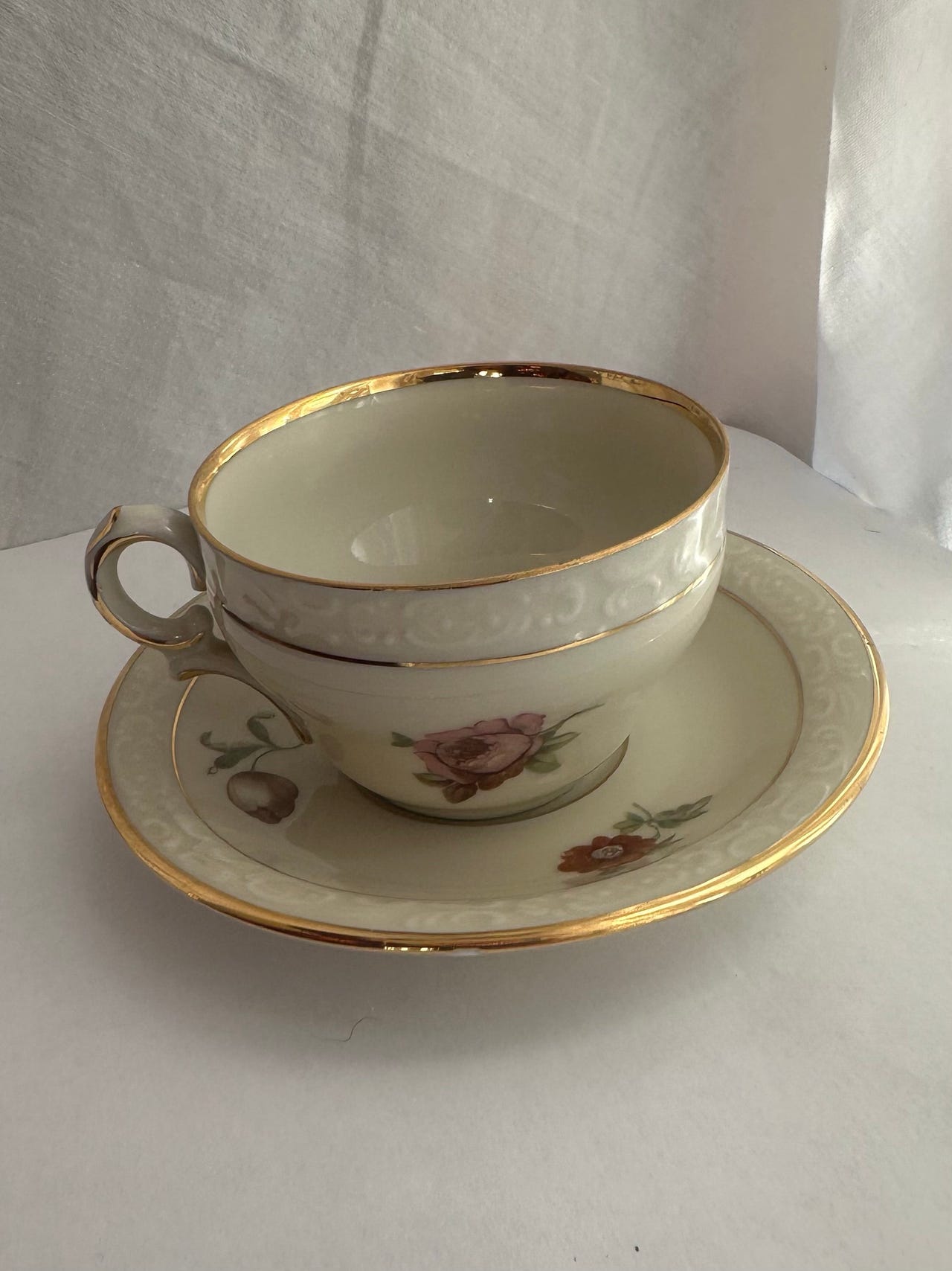 Moccakop, KPM (Kjøbenhavns Porcellains Maleri) – Creme & Guld | DBA