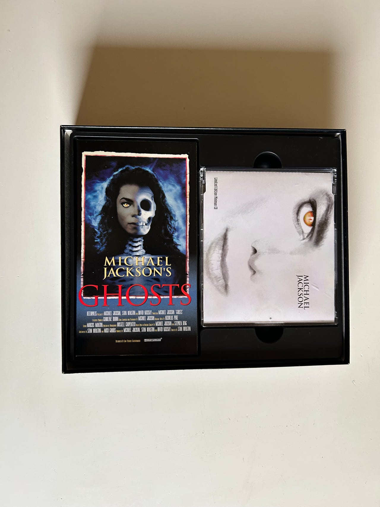 マイケルジャクソンGHOSTS デラックスコレクターボックスセット初回生産限定版 my-michael-jackson-ghosts-