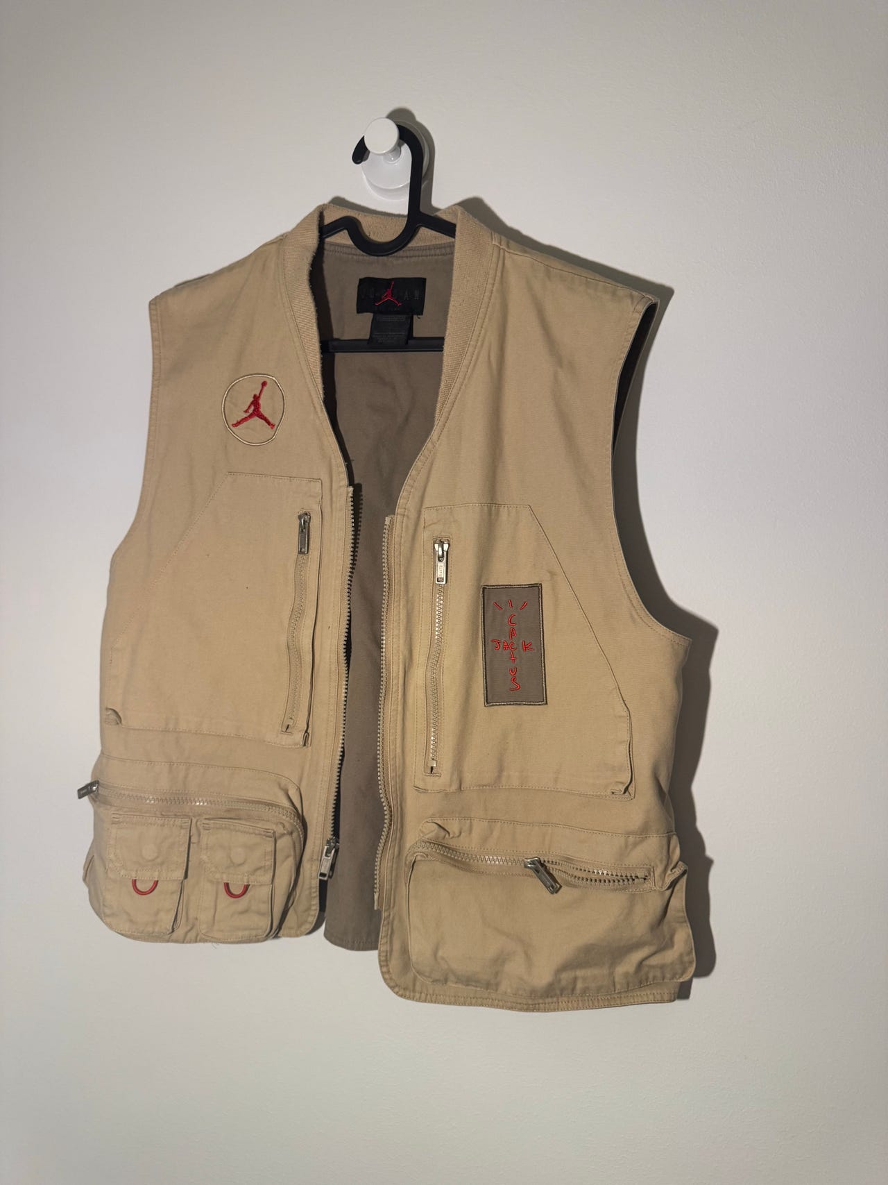 Jordan x Travis Scott Cactus Jack Vest | DBA