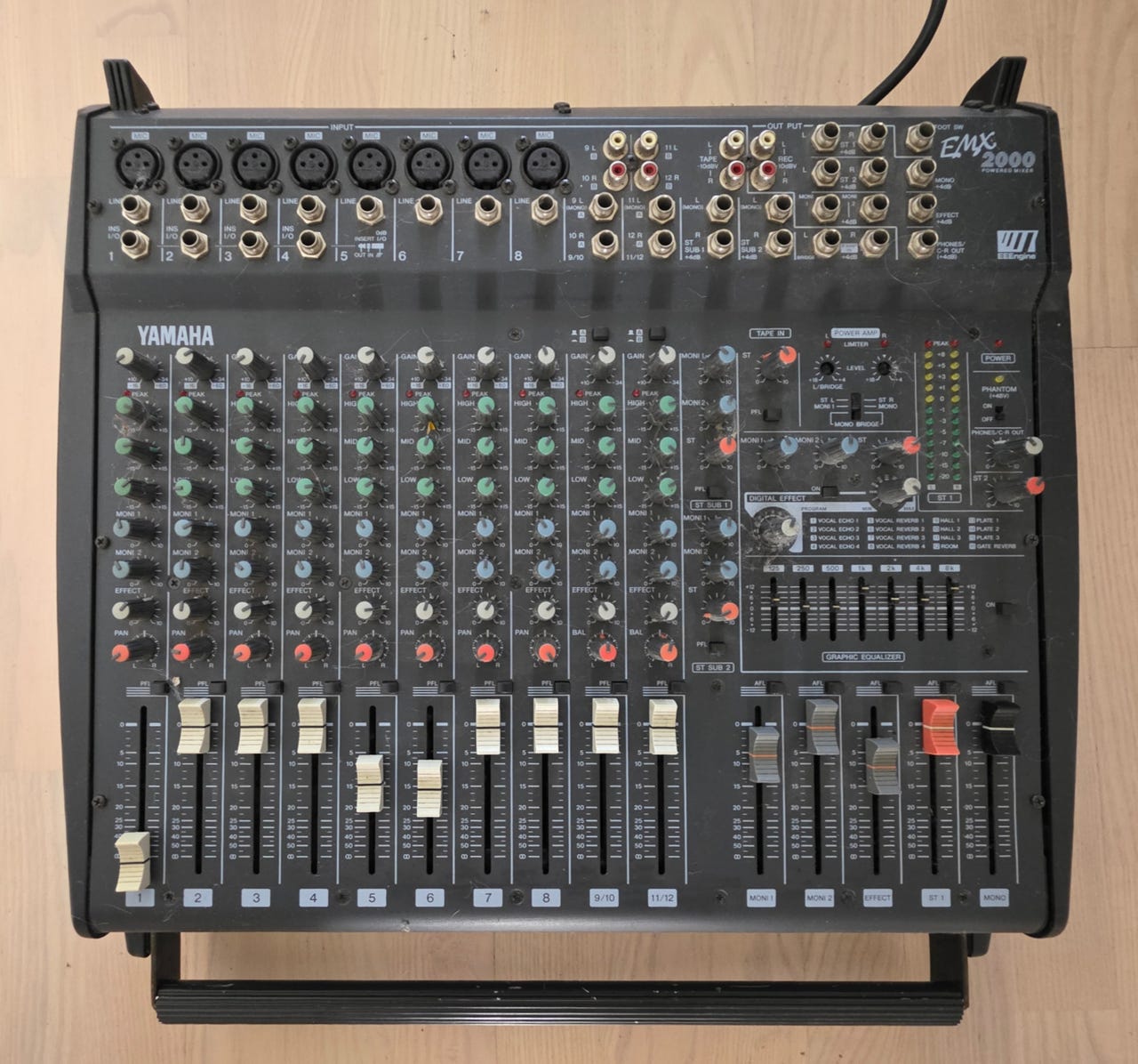 d*z様 YAMAHA EMX2000 powered mixer 【公式通販】