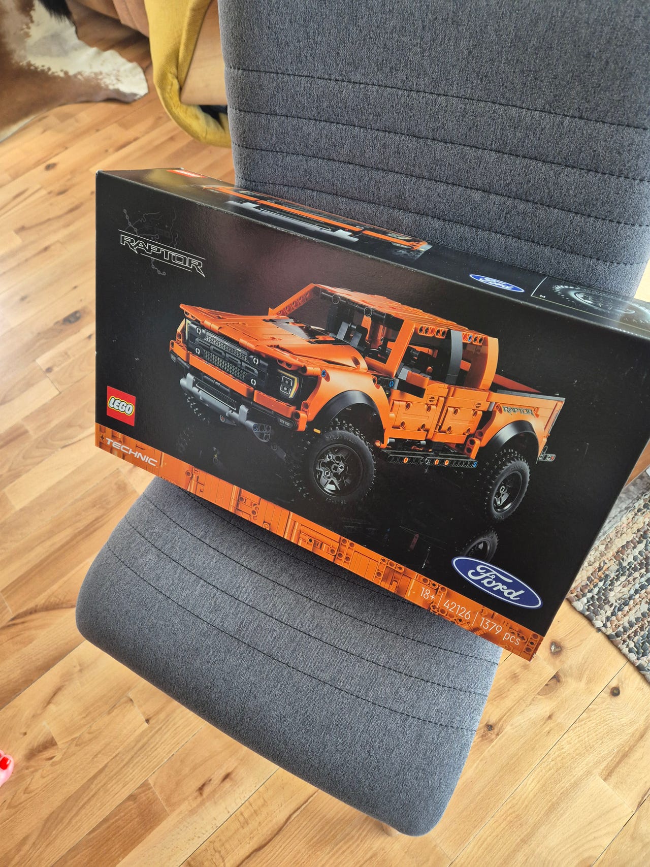 おもちゃ LEGO Technic Ford F-150 Raptor 42126 Set; New 2021 (1,379 Pieces