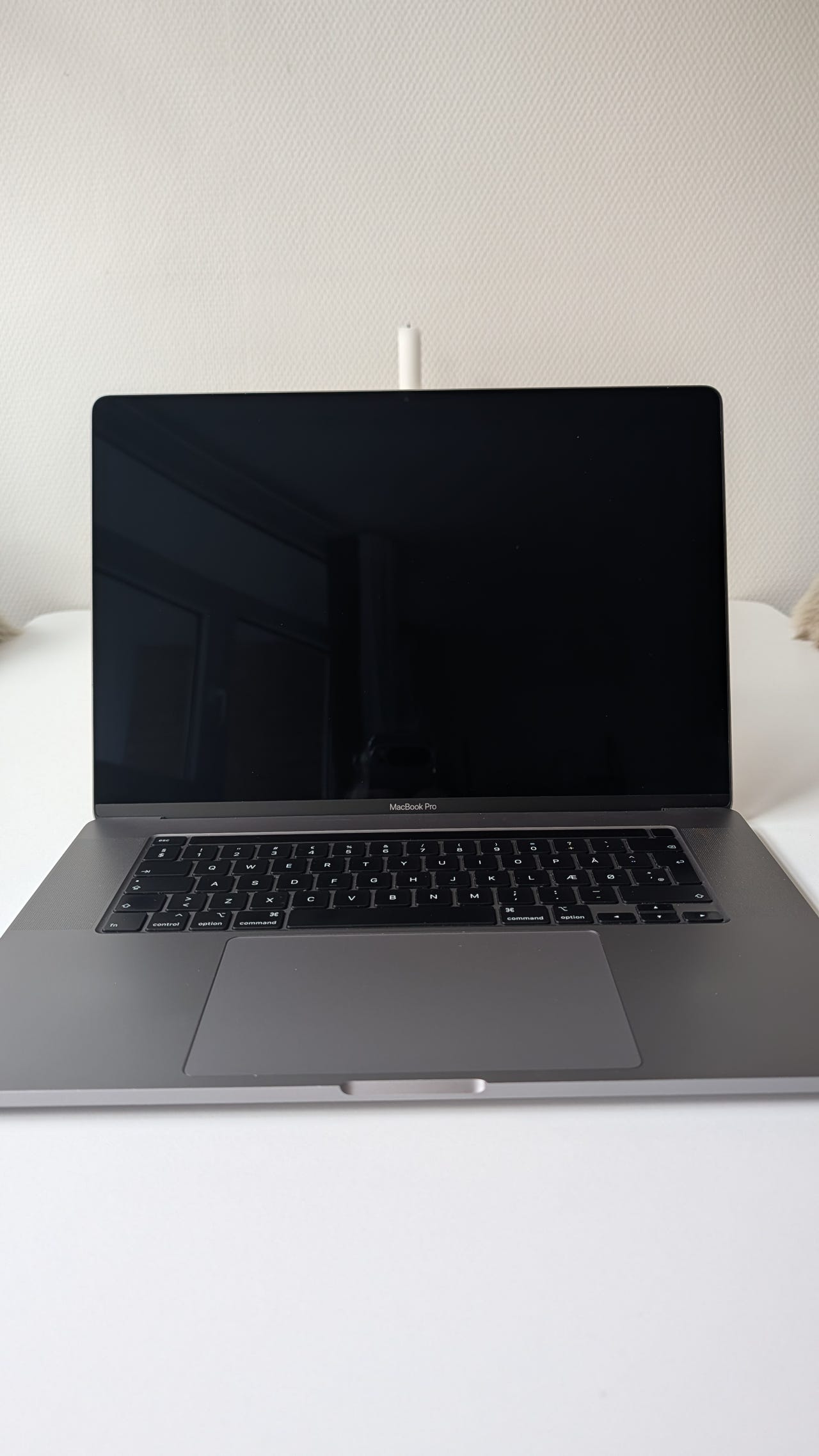 MacBook Pro 16