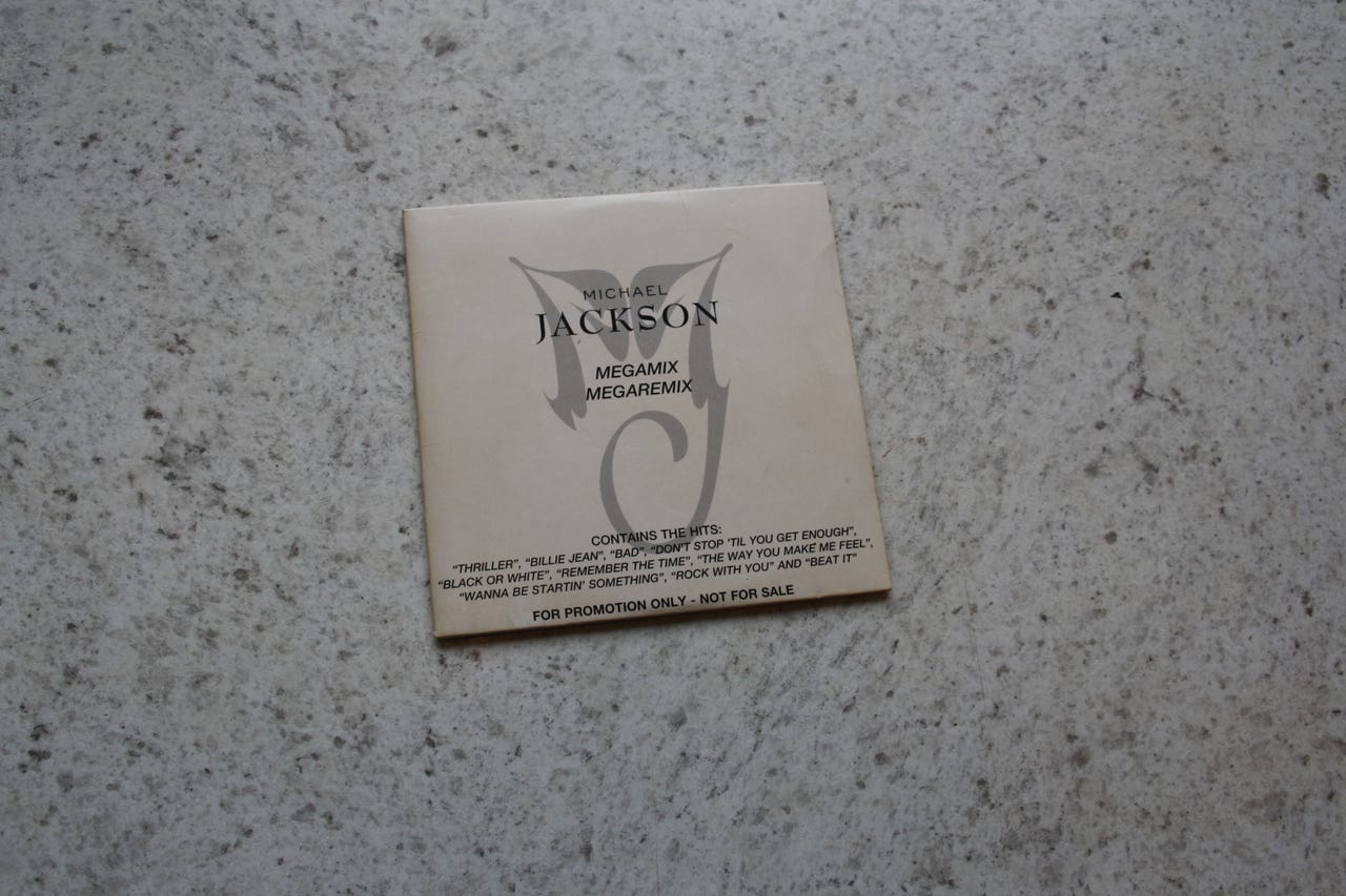 Michael Jackson Megamix CD single | DBA