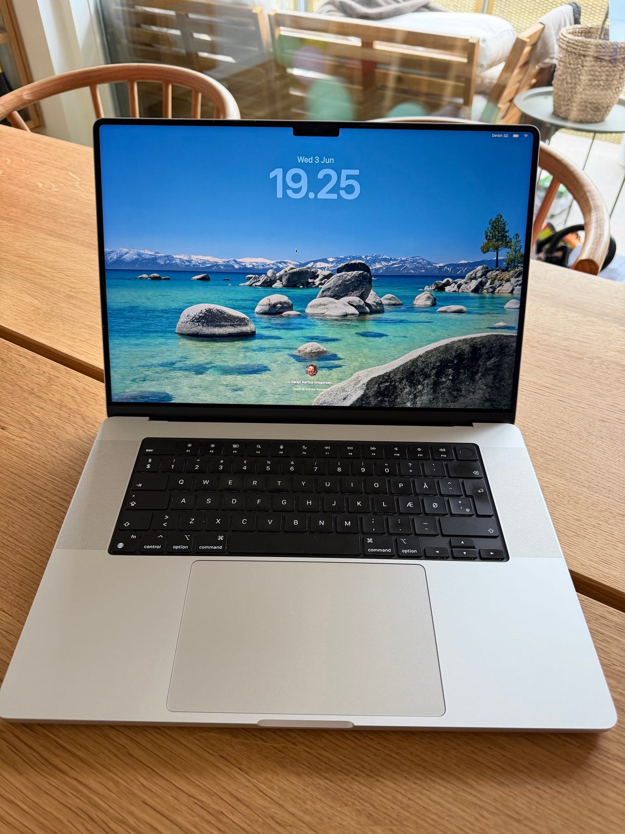 Apple MacBook Pro 16