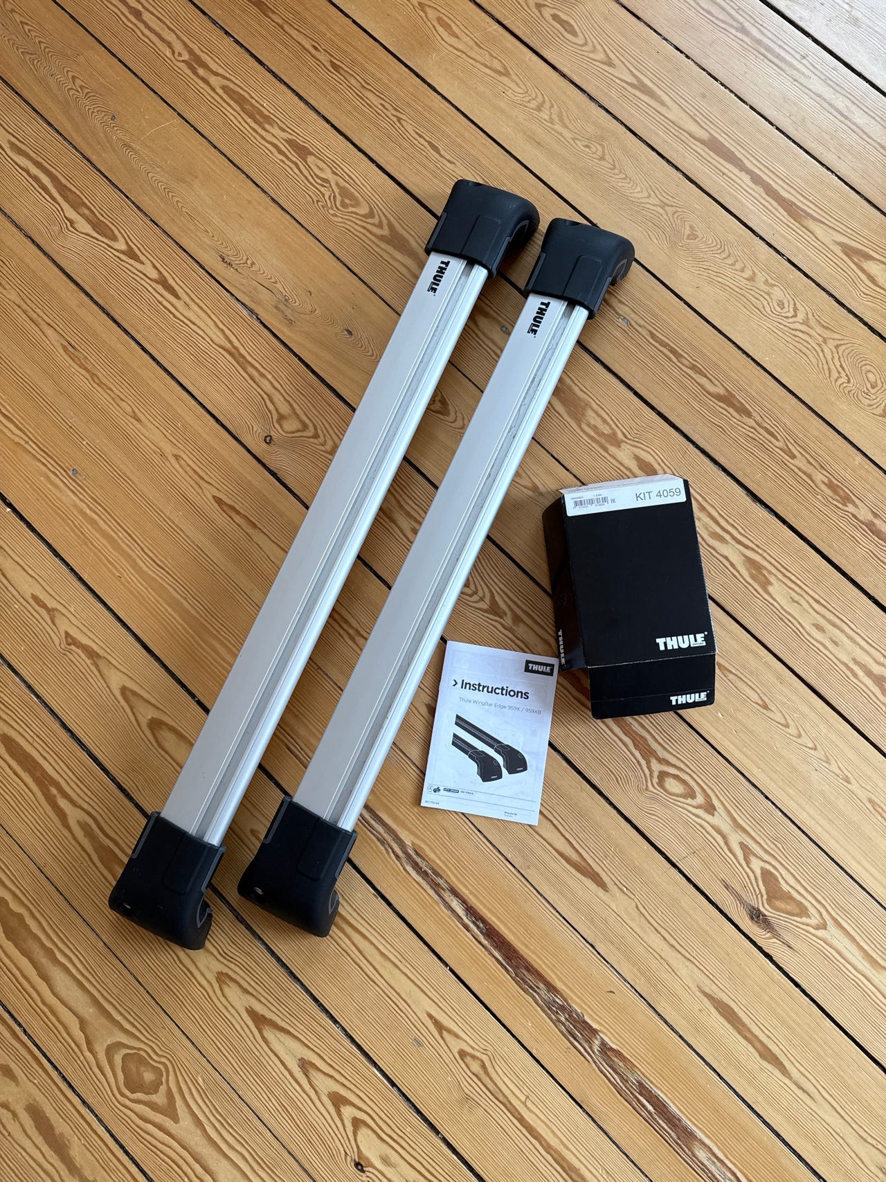Amazon.com: Thule WingBar Edge 9592 Roof Rack with Fixing Points 