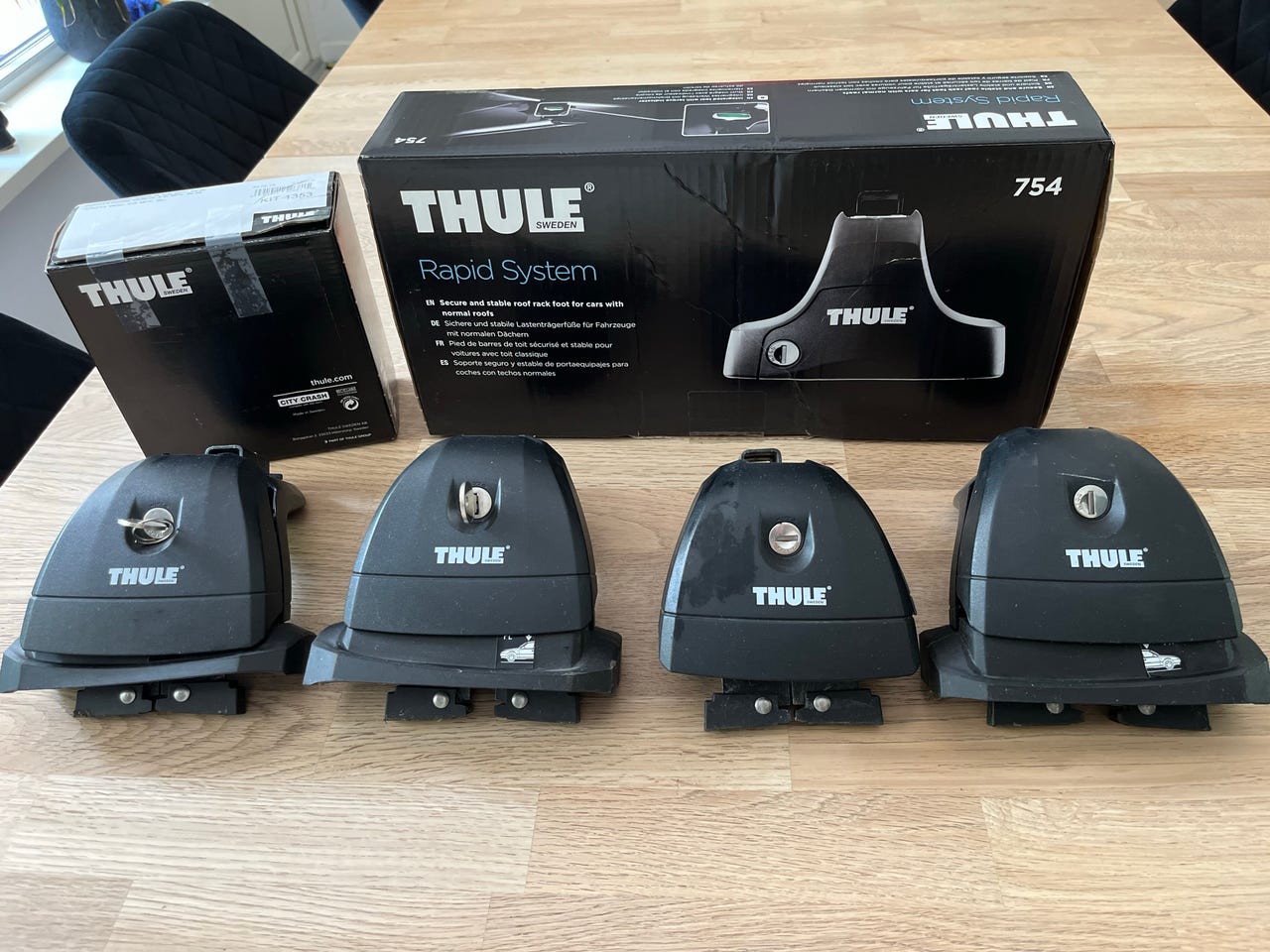 Thule Rapid System 754 samt kit 1353 | DBA