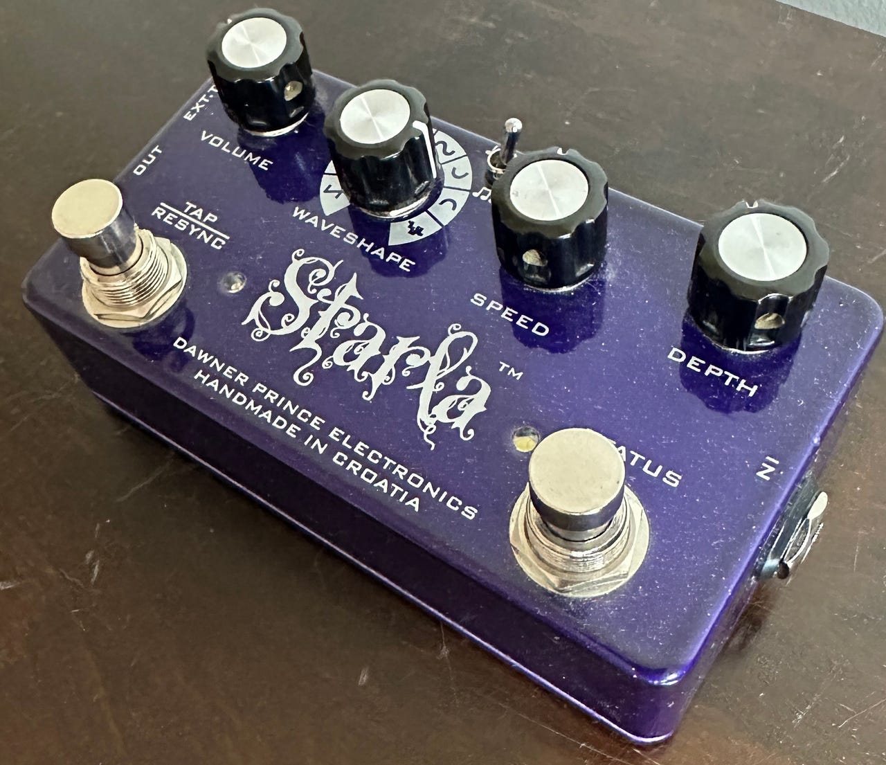 Dawner Prince Starla tremolo guitarpedal lilla | DBA