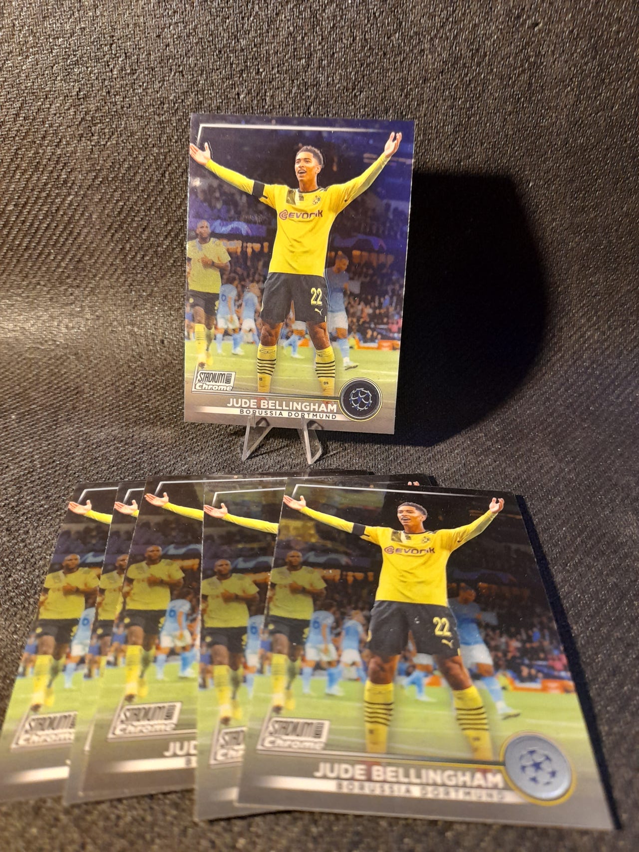 2022-23 Topps Stadium Club Chrome – 6x Jude Bellingham (Dortmund